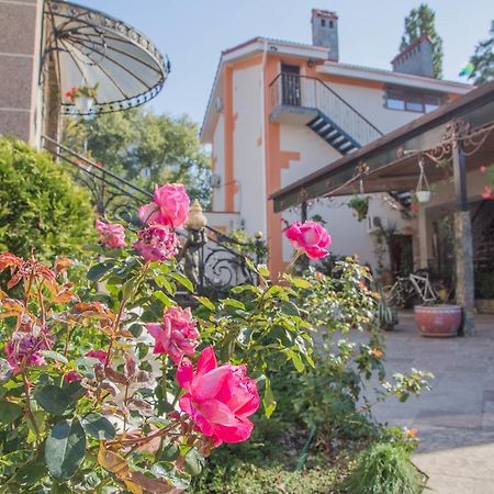 Guest House Montreal Οδησσός Εξωτερικό φωτογραφία